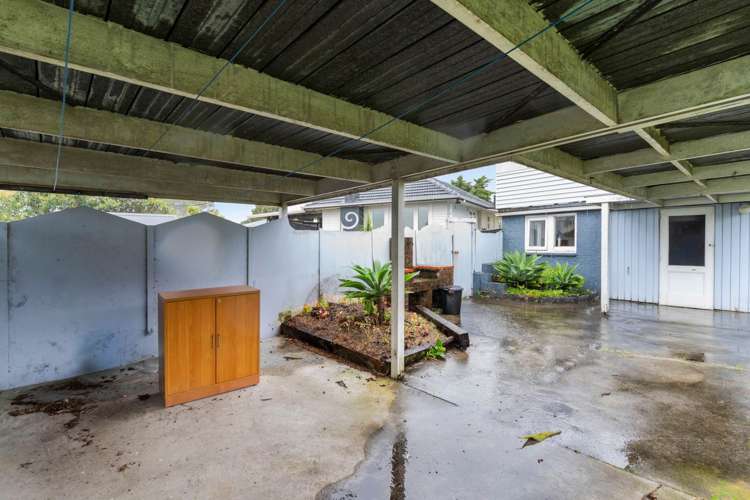 14 Paton Avenue Te Atatu South_20