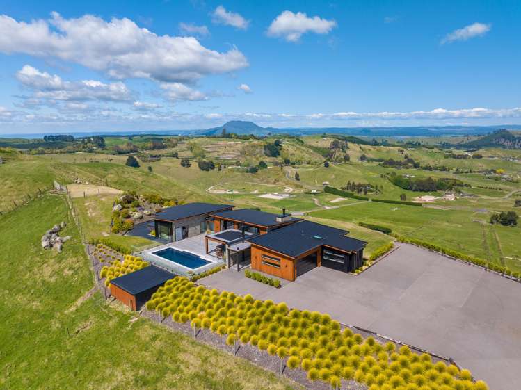 155 Whakaroa Road Kinloch_36