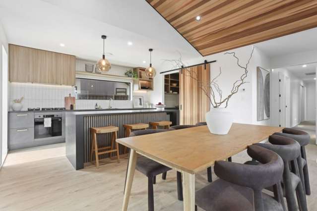 Brand New Luxury Living in Townsend Fields