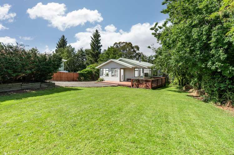 5 Holyhead Street Outram_13