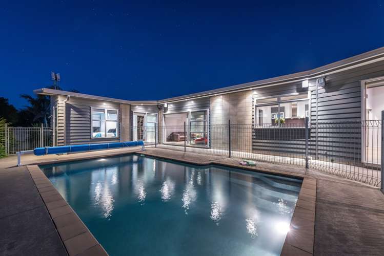 21 Columbia Crescent Beachlands_25