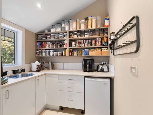 1199 Oxford Road Cust_4