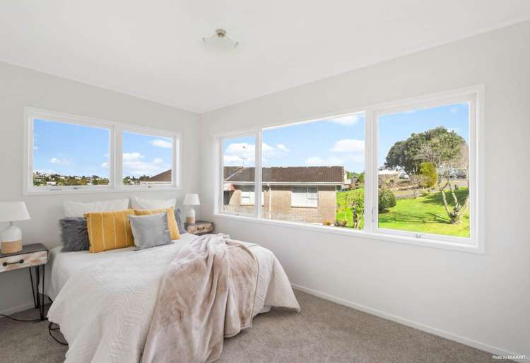 1/114 Eban Avenue Hillcrest_13