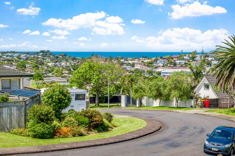 57 Albatross Road Red Beach_23