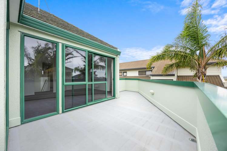 2/36 Devon Road Bucklands Beach_26