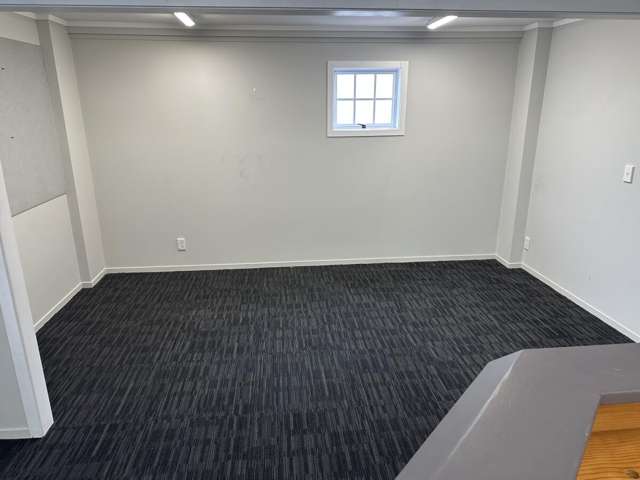 34 Clayton Road Mangakakahi_4