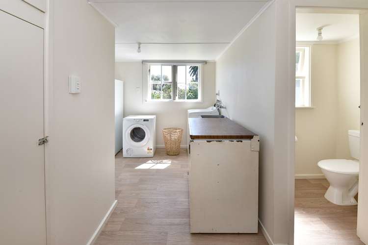 3 Rere Place Parakai_13