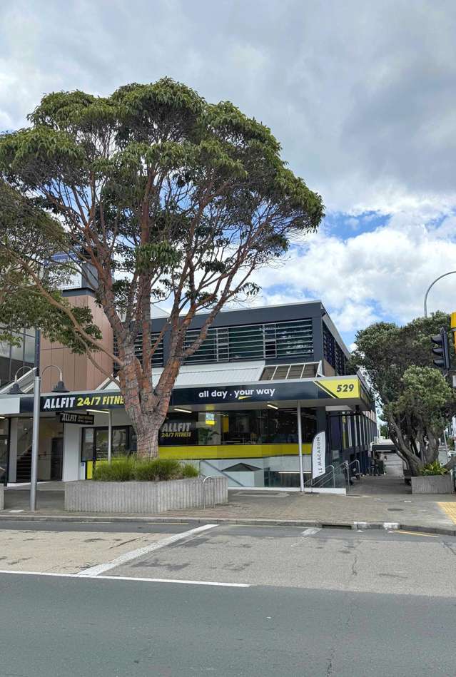 236sqm Retail Space Next to Takapuna Mall