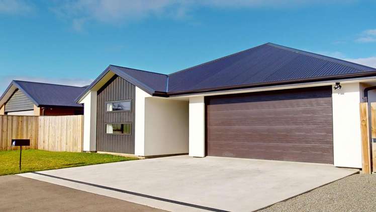 142 Trevors Road Elgin_16