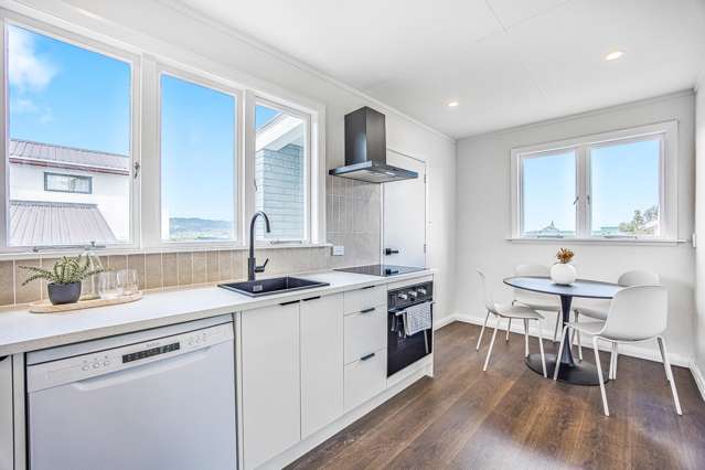 60s Charm, Modern Comfort & Freehold Land