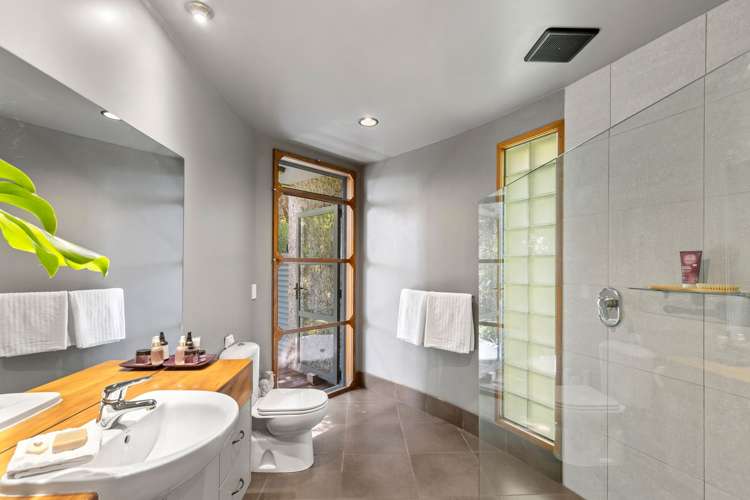 76 Boyle Street Kahurangi National Park_10