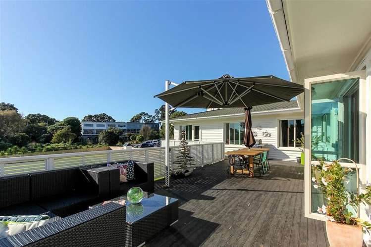11/5a Baring Terrace Strandon_3