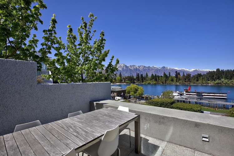 4 Lake Street Queenstown_8
