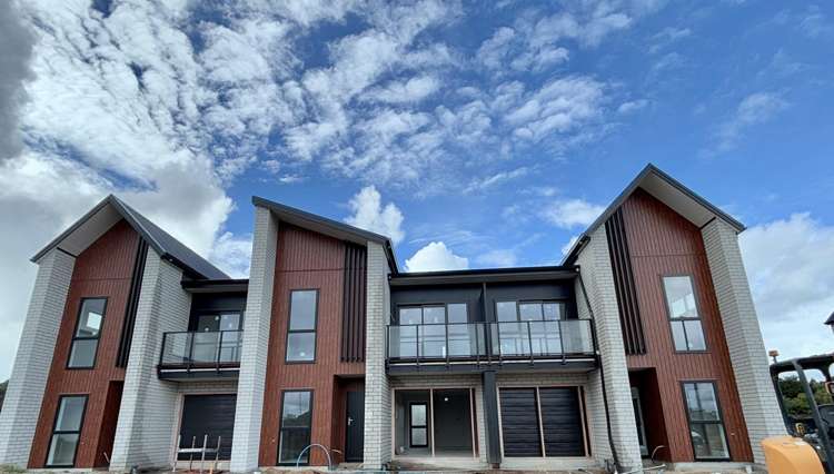 10/46-52 Karewa Place_4