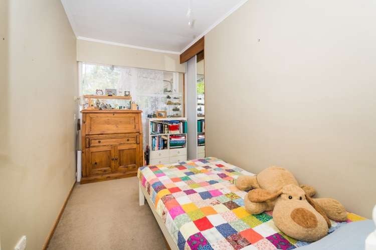 27 Hatherlow Street Glenfield_12