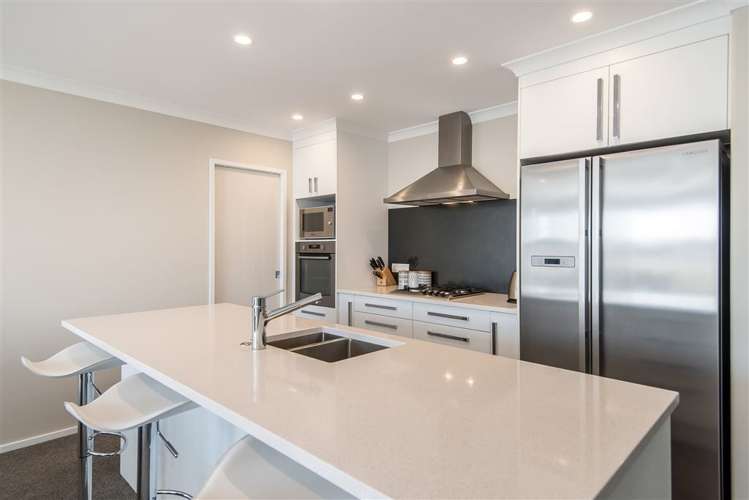 102 Pohutukawa Parade Riverhead_5