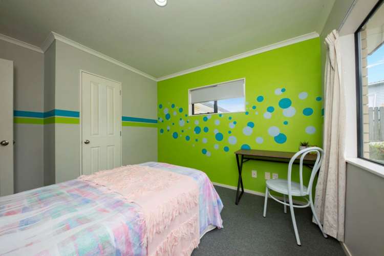 24a Fruitvale Road New Lynn_17