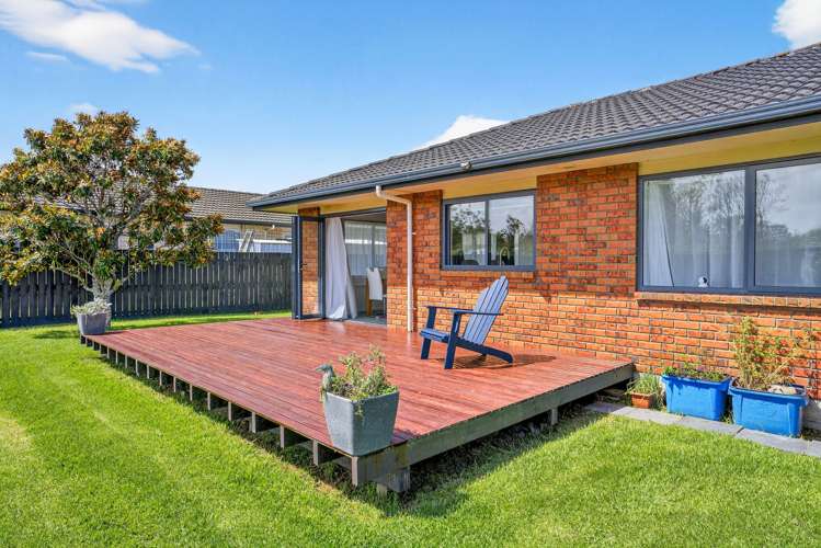 23 Raabia Close, Parakai Helensville_17