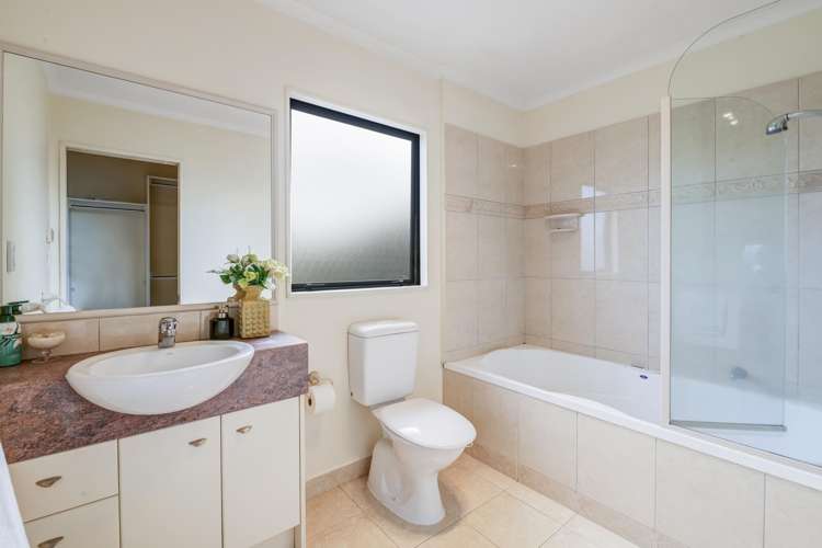 26 Black Teal Close Unsworth Heights_10