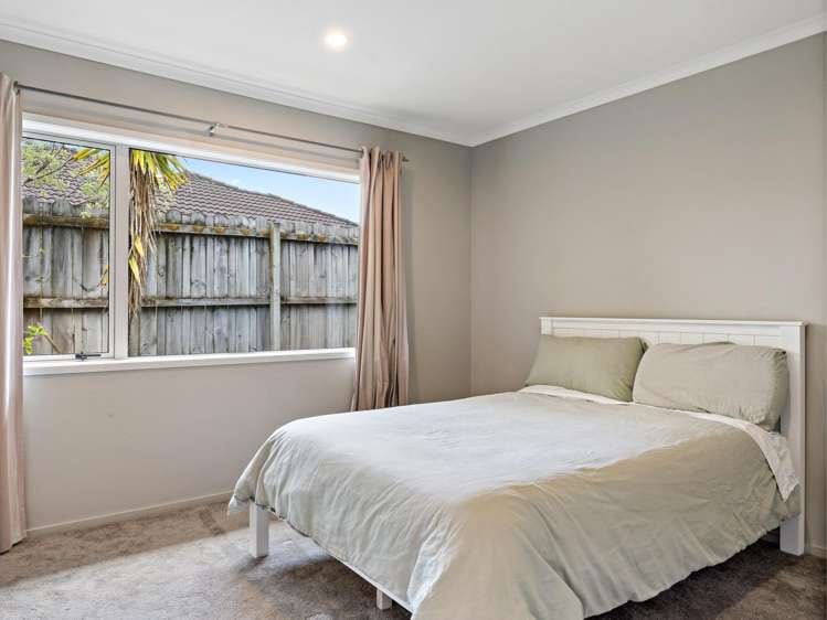 25 Saltwood Street Red Beach_15