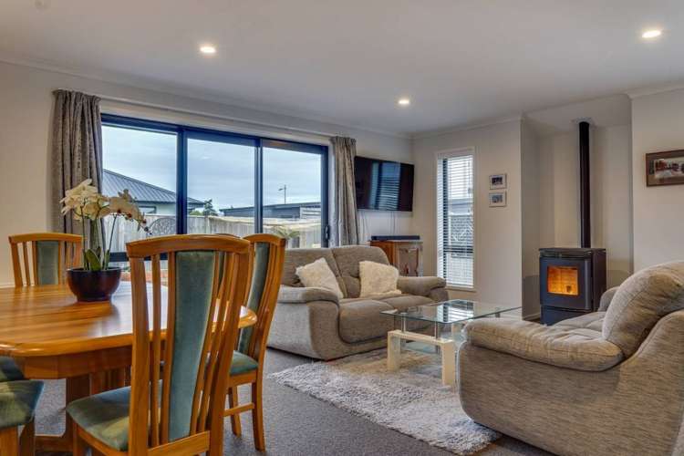 16 Nanchang Road Burleigh_11