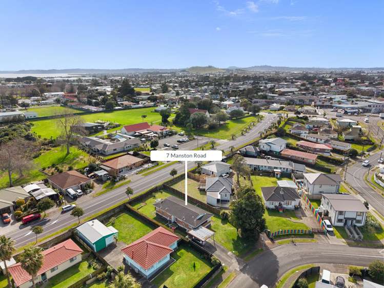 7 Manston Road Mangere_15