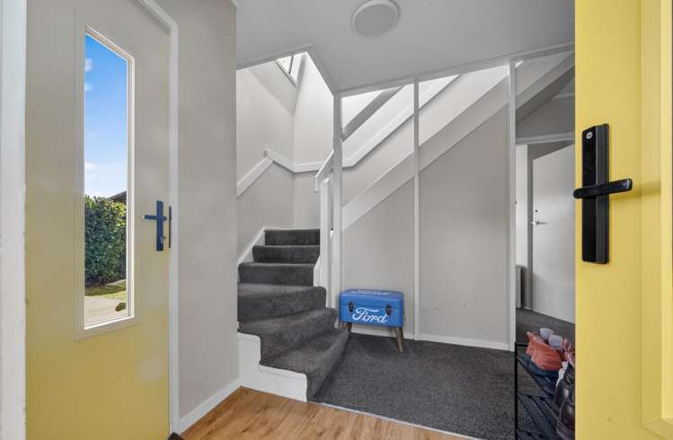 2/2 Nikau Street Stoke_16