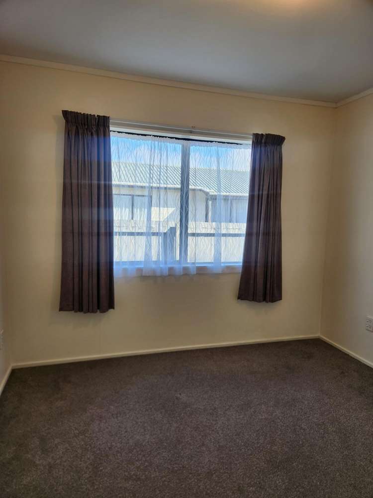  1/264 Fergusson Drive Heretaunga_5