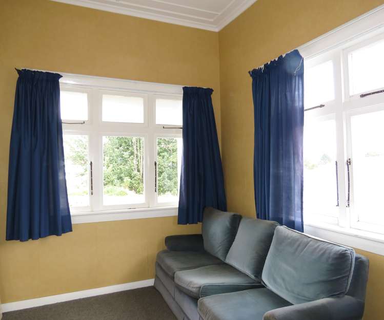 6 Herald Street Reefton_14