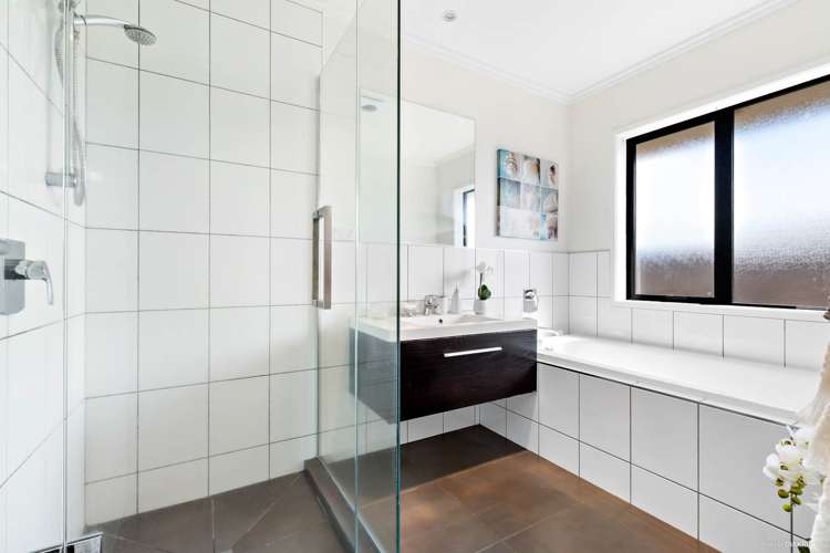 8 Lieshout Way Pukekohe_7