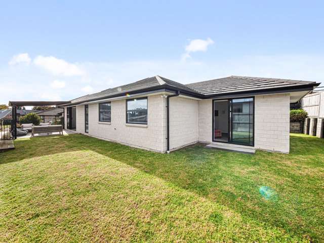 8 Gaynor Way Te Puke_2