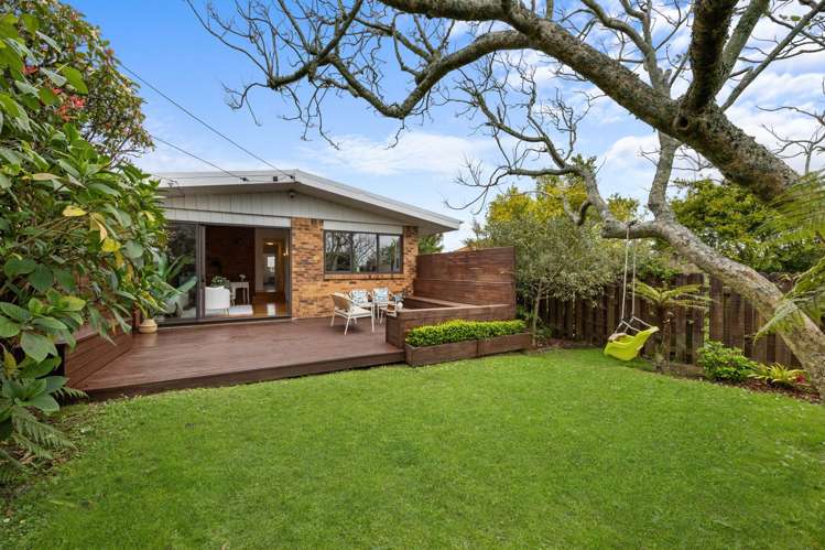 100 Ruawai Road_0