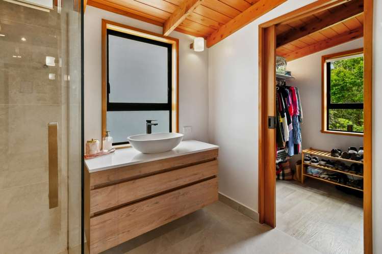 47 Cherrington Road Clevedon_15