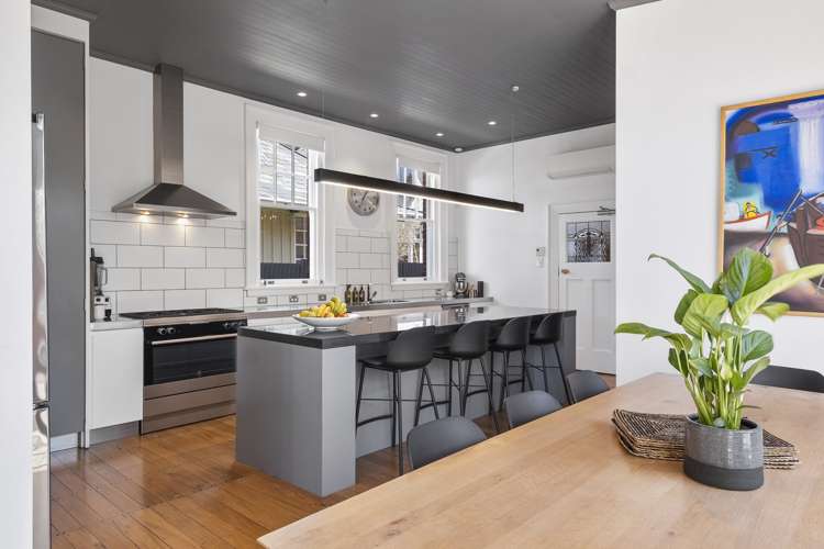 6 Ings Avenue Saint Clair_10