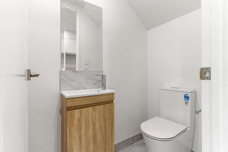 4/2 Kereru Street Henderson_13