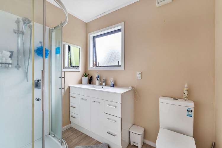 49 Leinster Avenue Raumati South_13