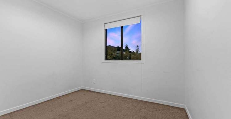 192 Henderson Valley Road Henderson_15