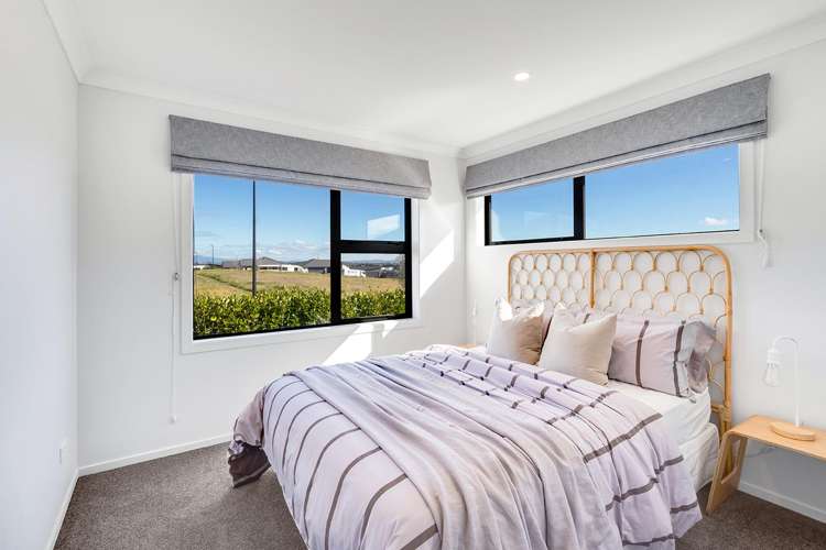2/8 Jennian Avenue Rototuna_15
