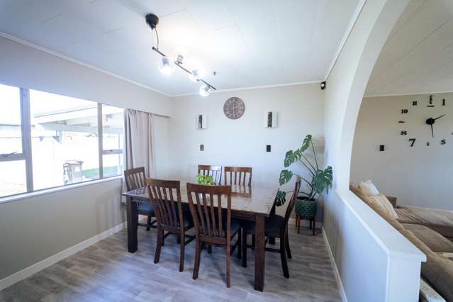 243 Flaxmere Avenue Flaxmere_3