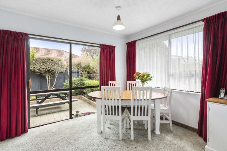 11 Lord Auckland Road Wakefield_4