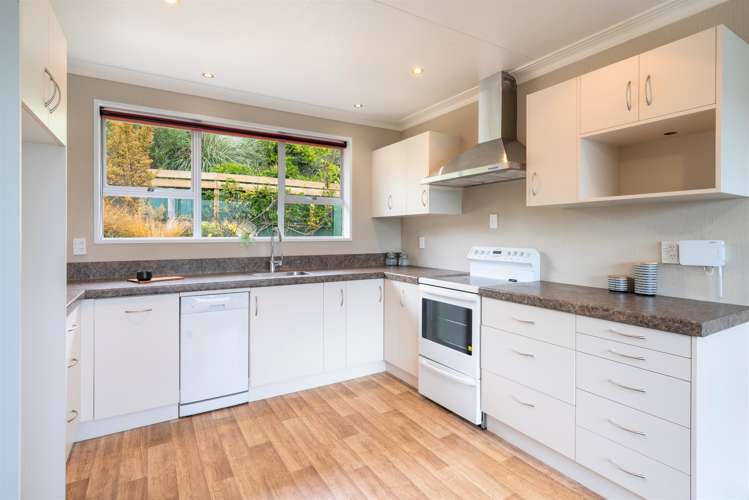 14 Tweed Street Mosgiel_9