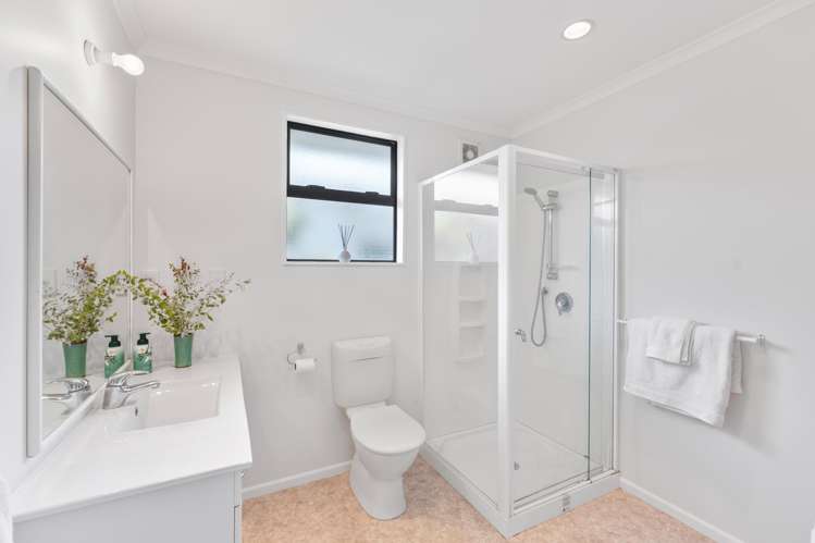 13 Atua Street Waikanae Beach_16