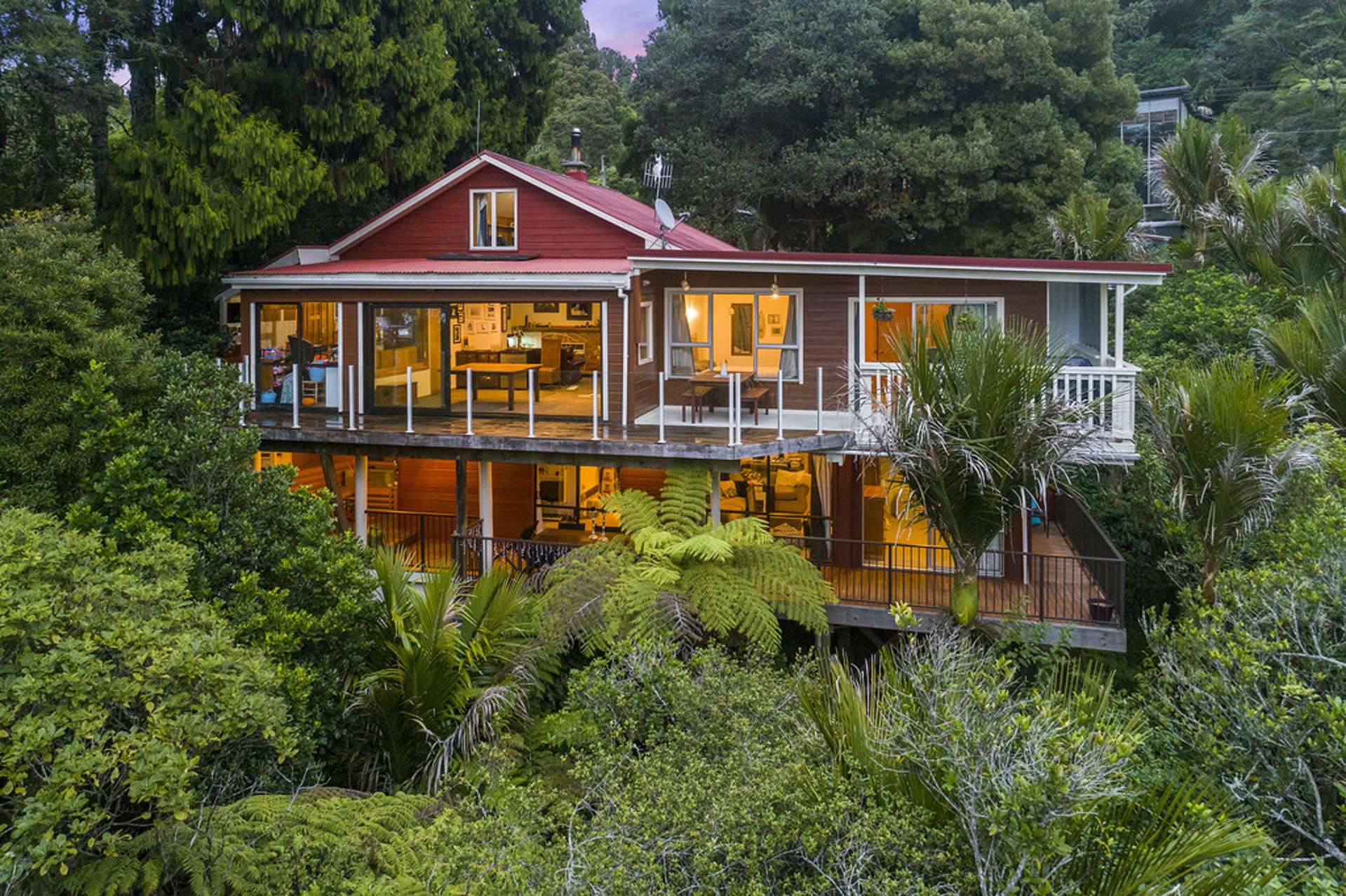 50 Park Road Titirangi_0