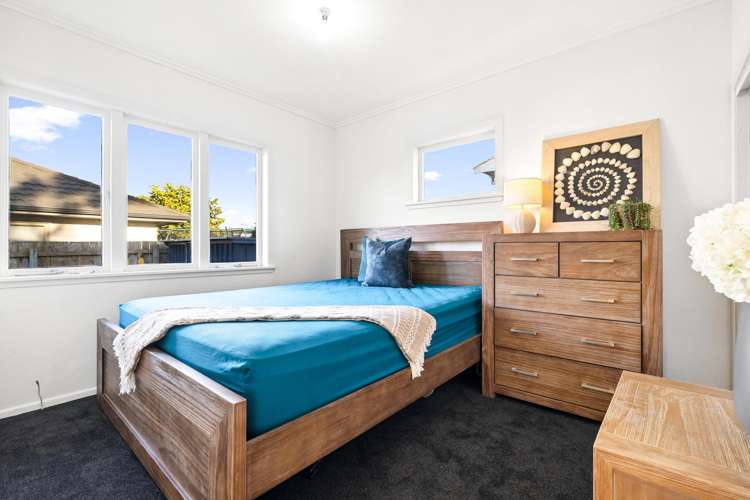 8 Landscape Road Pukekohe_11