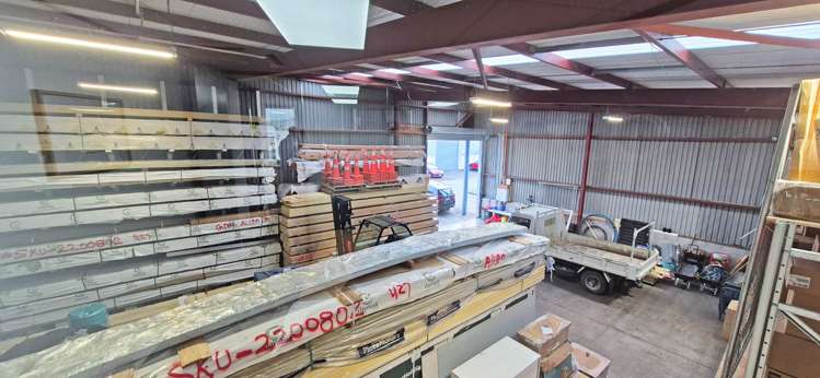 Unit F/5 Armstrong Road Rosedale_2