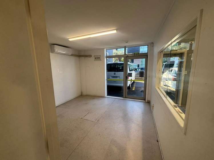 Unit 1/25 Cypress Street Judea_11