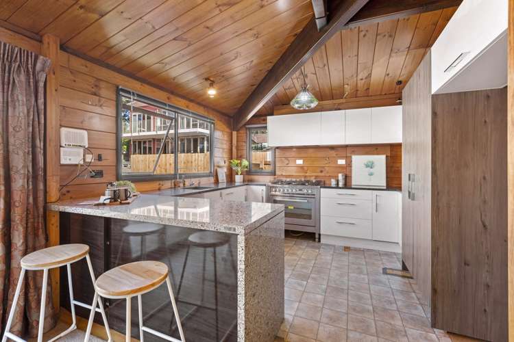 23 Cliff Street Raglan_7