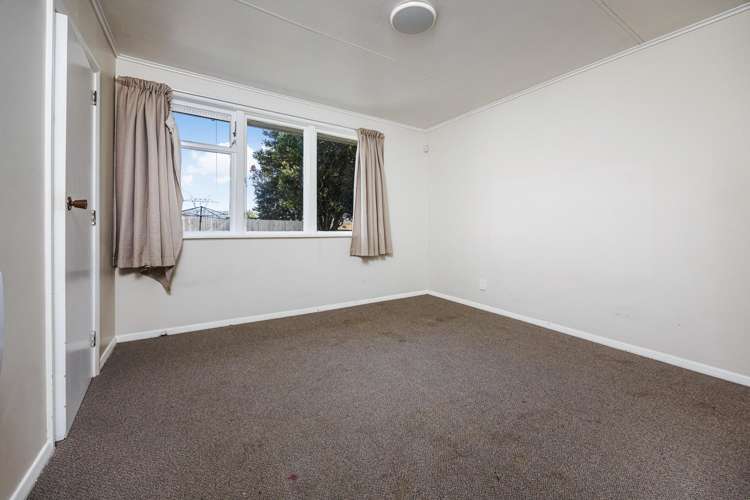16 Gilbert road Otara_10