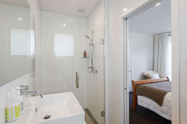 7 Campana Lane Saint Albans_17