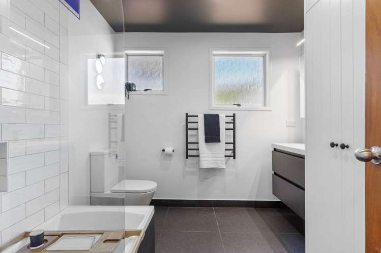 24 Wirihana Road Titirangi_2